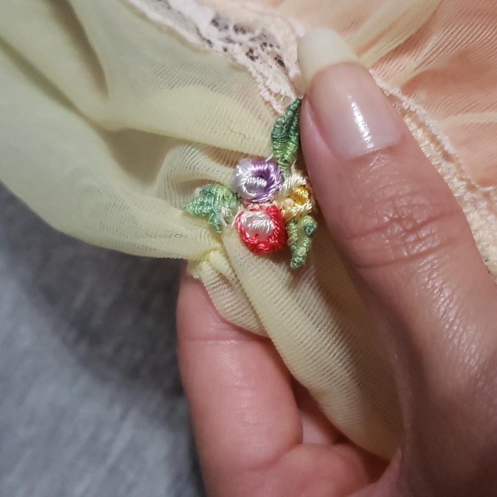 Vintage 1950's Rosebuds & Lace Layered Sheer Mesh Tulle Lingerie Slip Tank Dress - Picture 8 of 16
